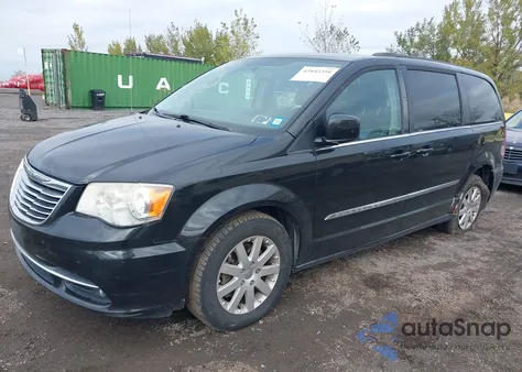 2014 Chrysler Town & Country Touring z USA, uszkodzony, nr VIN 2C4RC1BG6ER448643